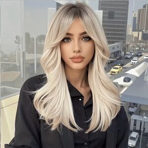 Elegant Blonde Women's Wig